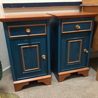 Lot 264 - A PAIR OF PAINTED BEDSIDE CABINETS