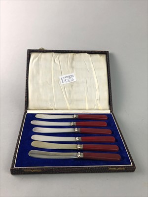 Lot 85 - A LOT OF SILVER AND SILVER PLATED CASED CUTLERY