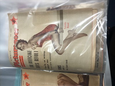 Lot 96 - A COLLECTION OF PICTUREGOER AND FILM WEEKLY MAGAZINES