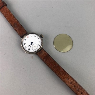 Lot 104 - AN EARLY 20TH CENTURY GENT'S WRIST WATCH