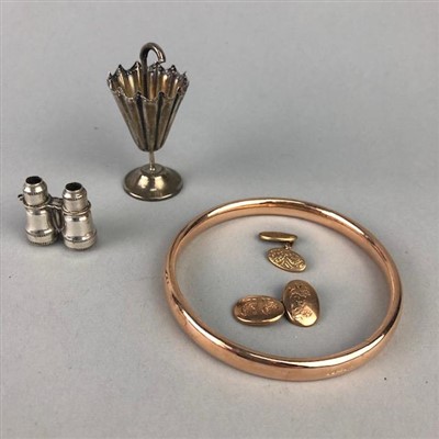 Lot 222 - A SET OF GOLD CUFFLINKS AND OTHER JEWELLERY