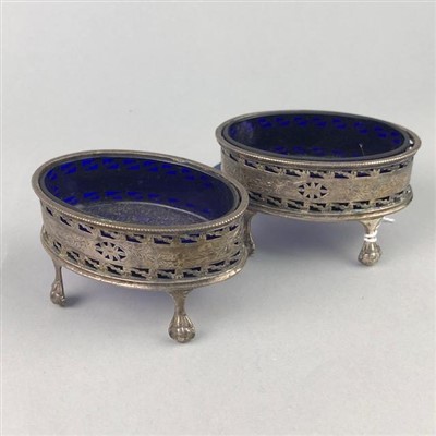 Lot 219 - A PAIR OF SILVER OVAL OPEN SALT DISHES