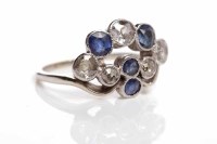 Lot 309 - UNUSUAL SAPPHIRE AND DIAMOND RING set with...