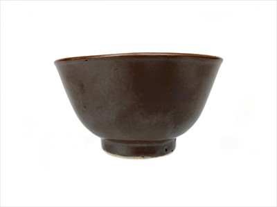 Lot 1135 - A CHINESE TEA BOWL