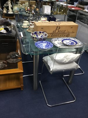 Lot 147 - A GLASS TOPPED TABLE AND FOUR PERSPEX DINING CHAIRS