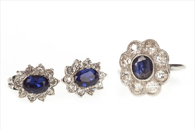 Lot 370 - A BLUE GEM SET AND DIAMOND RING AND  GEM SET EARRINGS