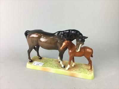 Lot 471 - A BESWICK GROUP OF HORSE AND FOAL