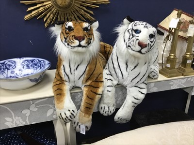 Lot 482 - A LOT OF TWO LARGE STUFFED TIGER TOYS