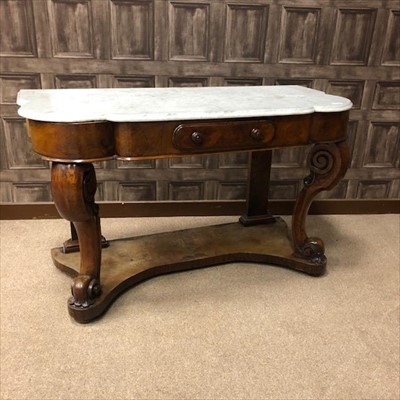 Lot 416 - A VICTORIAN MAHOGANY MARBLE TOPPED WASHSTAND