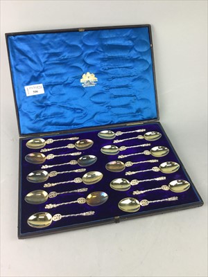 Lot 506 - A SET OF EIGHTEEN SILVER PLATED APOSTLE SPOONS