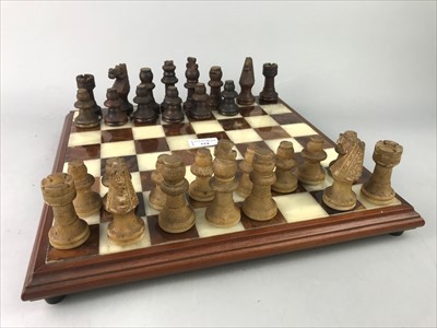 Lot 524 - A MODERN CHESS SET