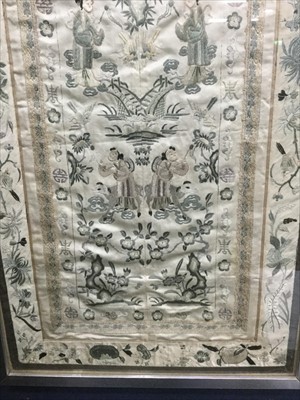 Lot 1049 - A 19TH CENTURY CHINESE EMBROIDERY
