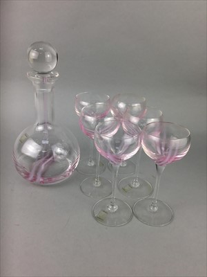 Lot 61 - A LOT OF CRYSTAL AND GLASS ITEMS