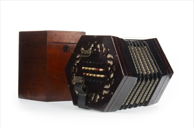 Lot 1143 - AN EARLY 20TH CENTURY CONCERTINA