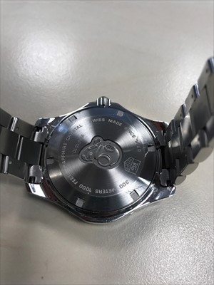 Lot 786 - A GENTLEMAN'S TAG HEUER AQUARACER WRIST WATCH