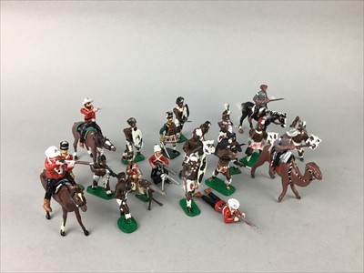 Lot 68 - A LOT OF LEAD TOY SOLDIERS