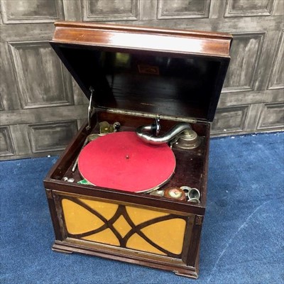 Lot 159 - HIS MASTER VOICE TABLETOP GRAMOPHONE