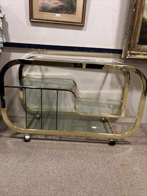 Lot 327 - A MODERN GLASS TOPPED TABLE