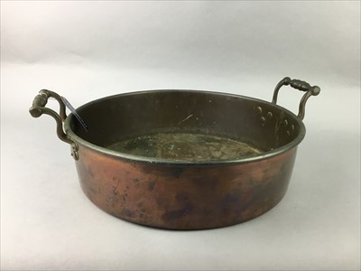 Lot 239 - A BRASS AND COPPER CIRCULAR PAN, AN INKSTAND AND A TANKARD