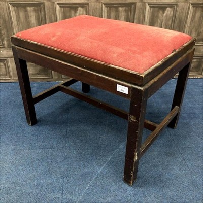 Lot 252 - AN EARLY 20TH CENTURY DRESSING STOOL/LUGGAGE STAND BY G.A SAWYER OF LONDON
