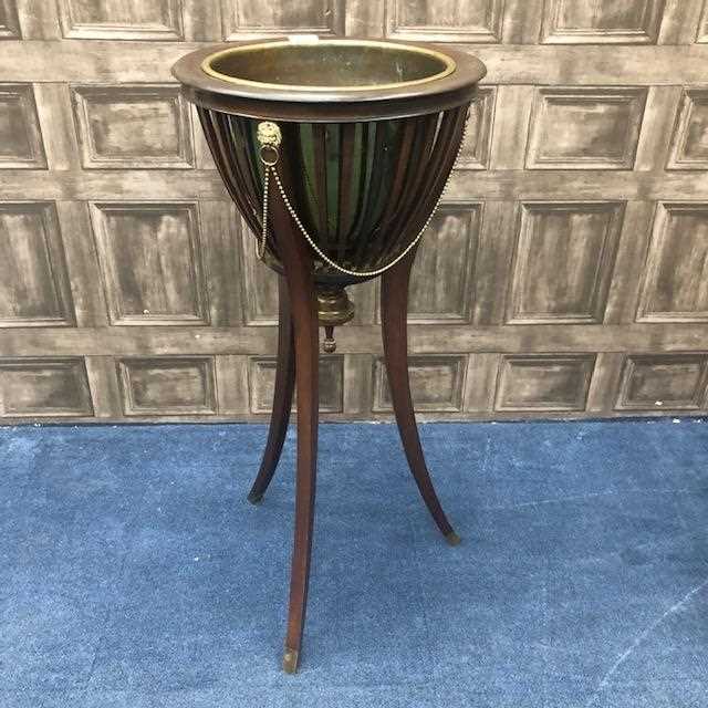 Lot 394 - AN EDWARDIAN MAHOGANY JARDINIÈRE