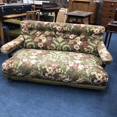Lot 414 - A VICTORIAN DRAWING ROOM SETTEE