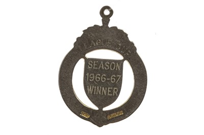 Lot 1704 - CELTIC F.C. INTEREST - RONNIE SIMPSON'S S.F.L. LEAGUE CUP GOLD WINNERS MEDAL 1966/67