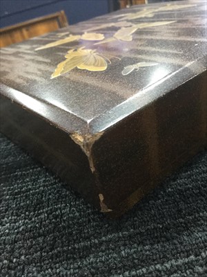 Lot 1012 - A JAPANESE LACQUERED BOX