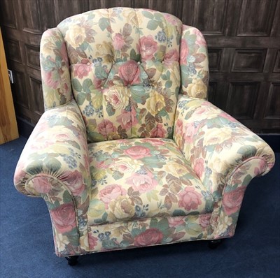 Lot 222 - A FLORAL UPHOLSTERED EASY CHAIR