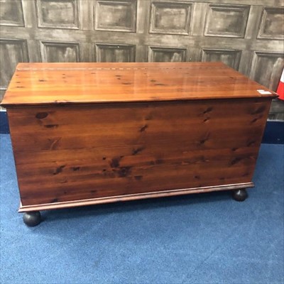 Lot 242 - A MODERN PINE BLANKET CHEST