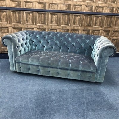 Lot 214 - A CHESTERFIELD STYLE SOFA