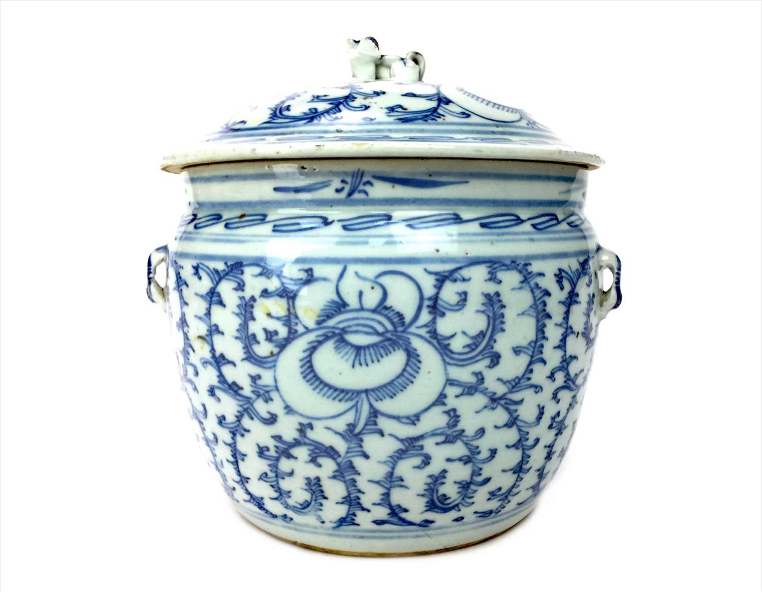 Lot 1010 - A 20TH CENTURY CHINESE LIDDED JAR