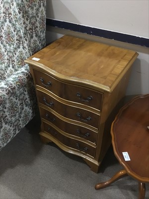 Lot 337 - A REPRODUCTION SERPENTINE CHEST OF FOUR DRAWERS