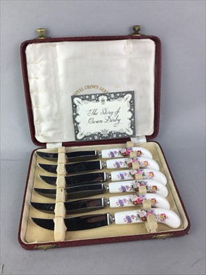 Lot 356 - A SET OF SIX ROYAL CROWN DEVON KNIVES AND OTHER FLATWARE