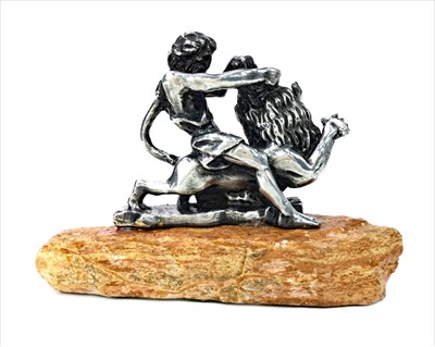 Lot 973 - A CONTEMPORARY SILVER FIGURE GROUP OF HERCULES FIGHTING THE LION