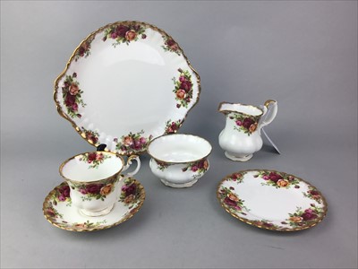 Lot 146 - A ROYAL ALBERT 'OLD COUNTRY ROSES' TEA SERVICE