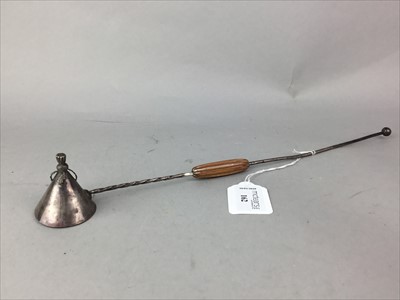 Lot 162 - A SILVER CANDLE SNUFFER