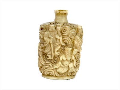 Lot 1192 - AN EARLY 20TH CENTURY CHINESE IVORY SNUFF BOTTLE