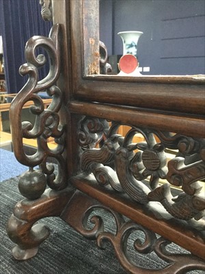Lot 1000 - AN EARLY 20TH CENTURY CHINESE CARVED WOOD SCREEN