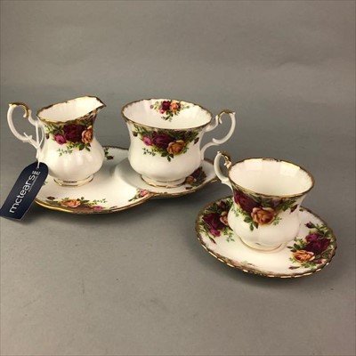 Lot 63 - A LOT OF ROYAL ALBERT OLD COUNTRY ROSES TEA AND COFFEE WARE