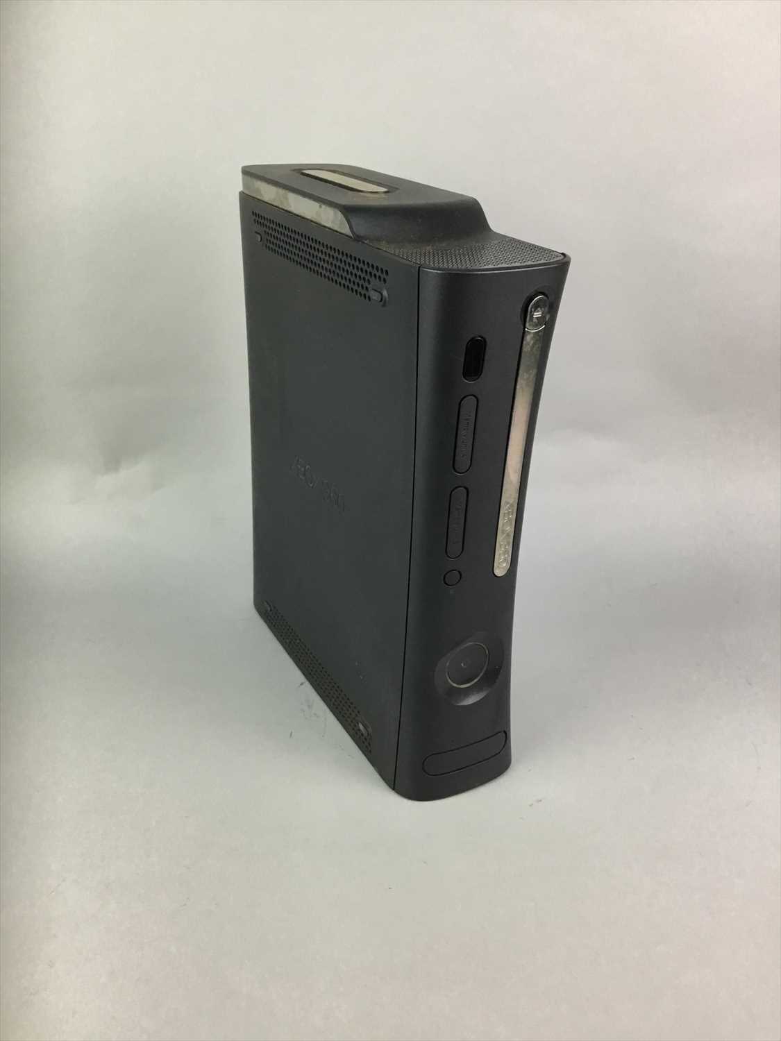 Lot 263 - AN XBOX 360 IN ORIGINAL BOX