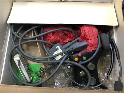 Lot 263 - AN XBOX 360 IN ORIGINAL BOX