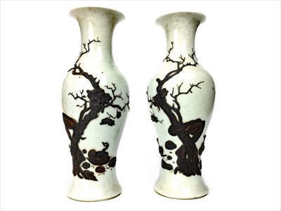 Lot 1114 - A PAIR OF 20TH CENTURY CHINESE VASES