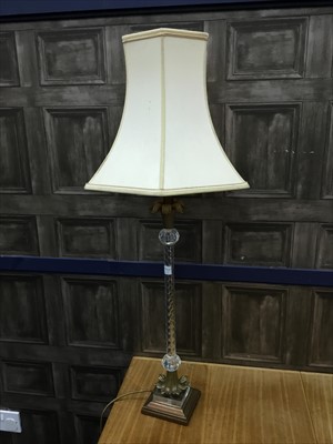 Lot 44 - A MODERN TABLE LAMP ALONG WITH A DRESSING TABLE MIRROR