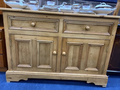 Lot 280 - A PINE KITCHEN DRESSER AND A PINE TABLE