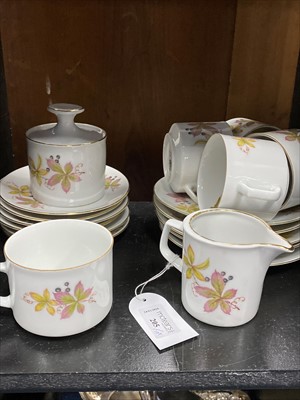 Lot 205 - A BAVARIAN TEA SET, A GROUP OF WEDGWOOD AND OTHER ITEMS
