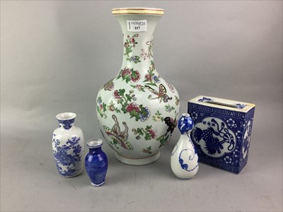 Lot 117 - A CHINESE FAMILLE VERT VASE ALONG WITH BLUE AND WHITE VASES AND A VESSEL
