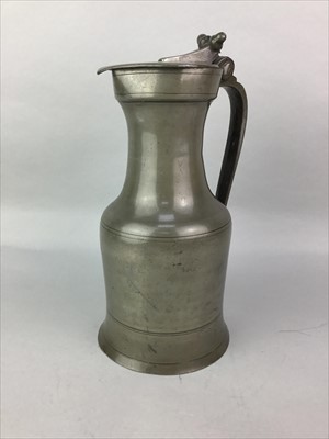 Lot 232 - A EARLY 19TH CENTURY PEWTER TAPPIT HEN