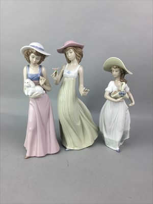 Lot 310 - A LOT OF TEN LLADRO AND NAO FIGURES