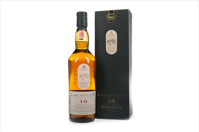 Lot 95 - LAGAVULIN 16 YEARS OLD WHITE HORSE DISTILLERS